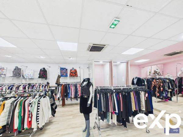 EMPLACEMENT STRATEGIQUE LOCAL COMMERCIAL