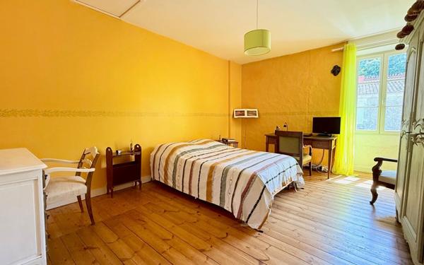 Maison à vendre    5 pièces •  Nieul-sur-Mer