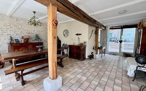 Maison à vendre    5 pièces •  Nieul-sur-Mer