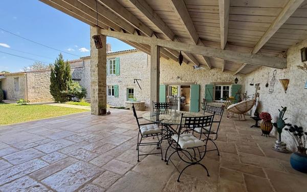 Maison à vendre    5 pièces •  Nieul-sur-Mer