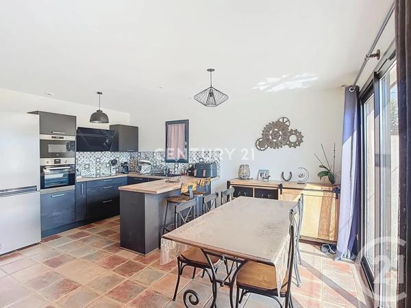 Maison à vendre  4 pièces - 85,65 m 2   CUGES LES PINS  - 13