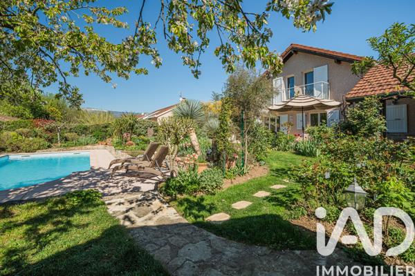Maison à vendre 7 pièces 147 m² Eybens