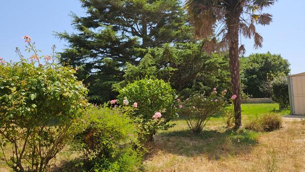 Charmante villa avec vue mer avec grand terrain constructible