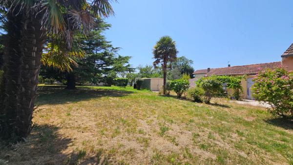 Charmante villa avec vue mer avec grand terrain constructible