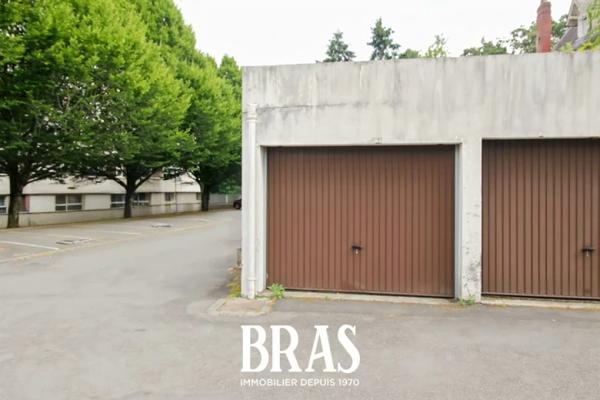 Garage/box - 13m² - Orvault