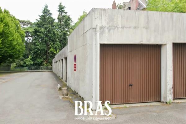 Garage/box - 13m² - Orvault