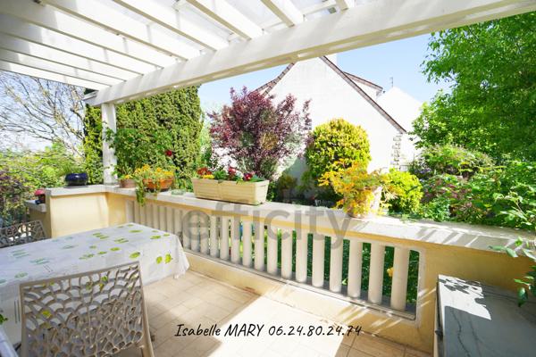Maison 5 pièces - 179 m² Exclusivité efficity