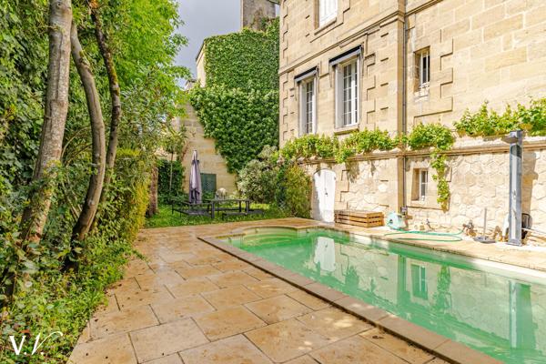 BORDEAUX PRIMEROSE- BELLE VILLA EN PIERRE