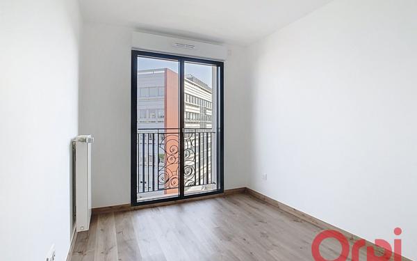 Appartement à louer    4 pièces • 83,70 m2 Clamart