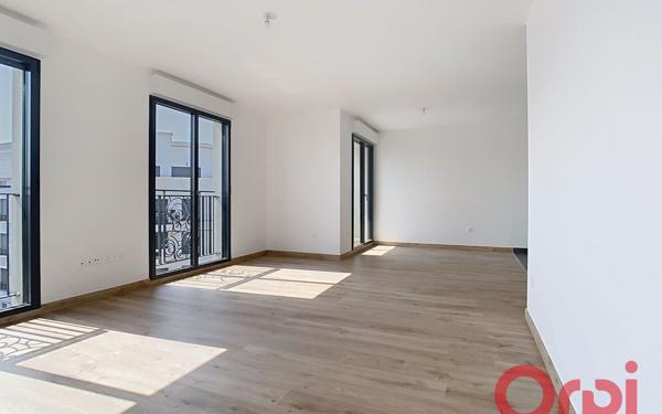 Appartement à louer    4 pièces • 83,70 m2 Clamart