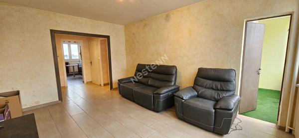 Appartement T3 à Chalon Sur Saône avec balcon, garage et cave