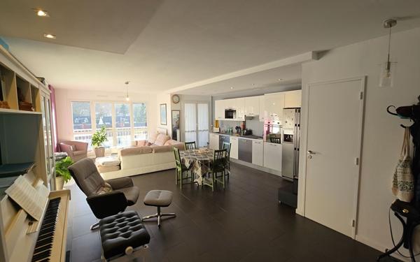 Appartement à vendre    4 pièces •  Vaujours