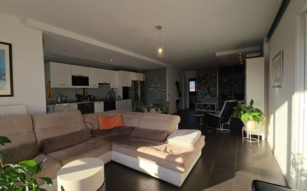 Appartement à vendre    4 pièces •  Vaujours