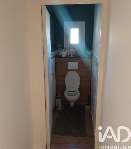 Location appartement 2 pièces 79 m² Saint-Gilles