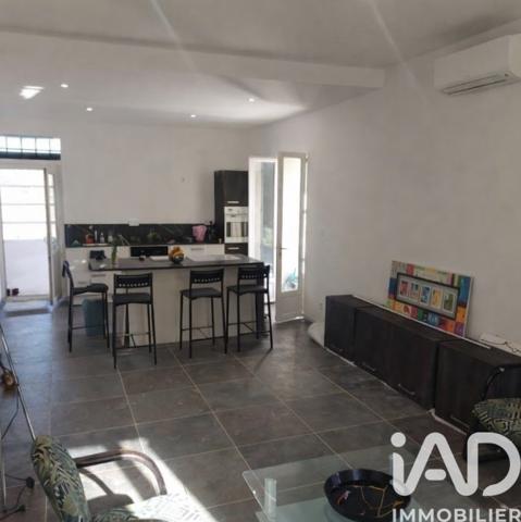 Location appartement 2 pièces 79 m² Saint-Gilles