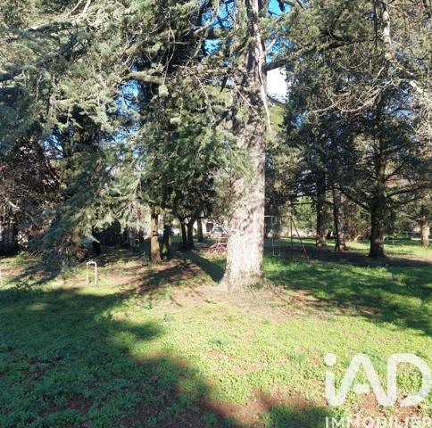 Location appartement 2 pièces 79 m² Saint-Gilles