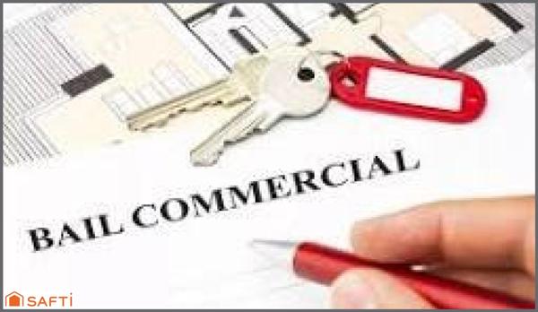 LOCAL COMMERCIAL - EMPLACEMENT N°1