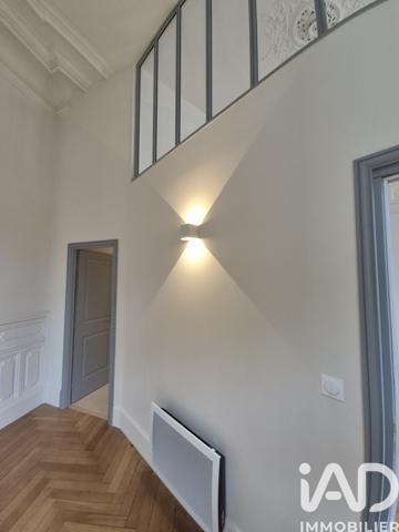 Location appartement 2 pièces 45 m² Nîmes