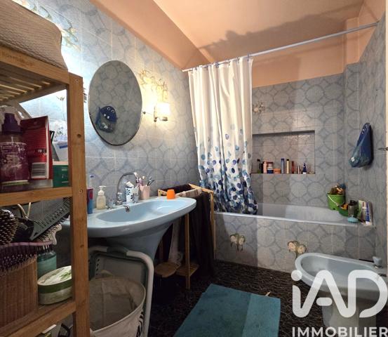 Maison à vendre 8 pièces 200 m² Paray-Vieille-Poste