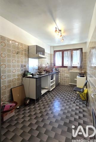 Maison à vendre 8 pièces 200 m² Paray-Vieille-Poste