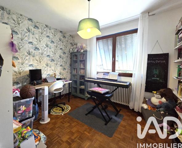 Maison à vendre 8 pièces 200 m² Paray-Vieille-Poste