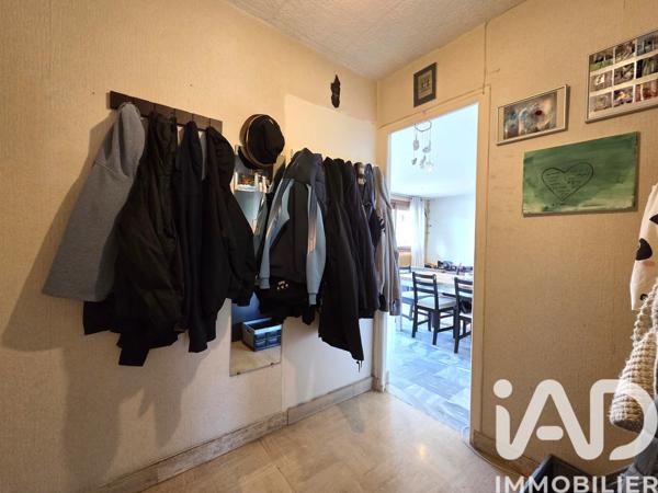 Maison à vendre 8 pièces 200 m² Paray-Vieille-Poste