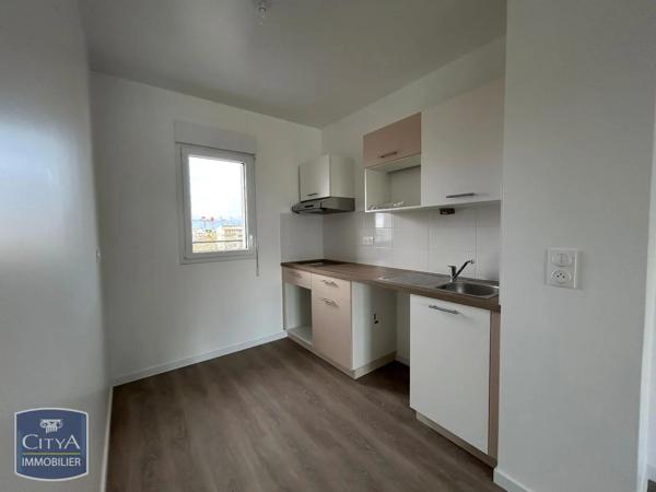 Appartement à louer 4 pièces 95.78m² Caen (14000)