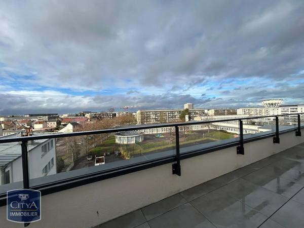 Appartement à louer 4 pièces 95.78m² Caen (14000)
