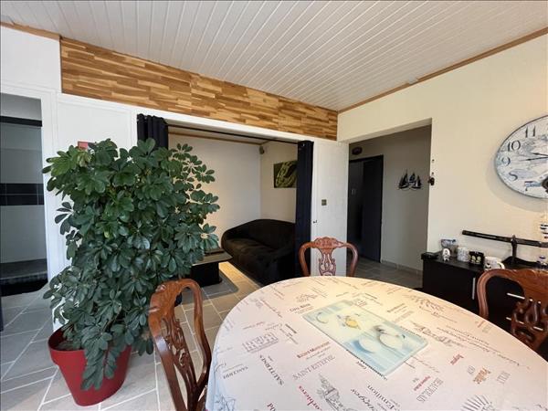 Appartement à vendre |  Saint-Georges-de-Didonne |  2 pièces | 50 m²