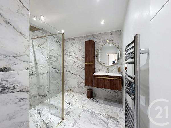 Appartement F3 à vendre  3 pièces - 76,68 m 2   FRONTIGNAN  - 34