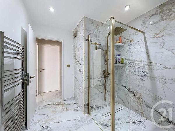 Appartement F3 à vendre  3 pièces - 76,68 m 2   FRONTIGNAN  - 34