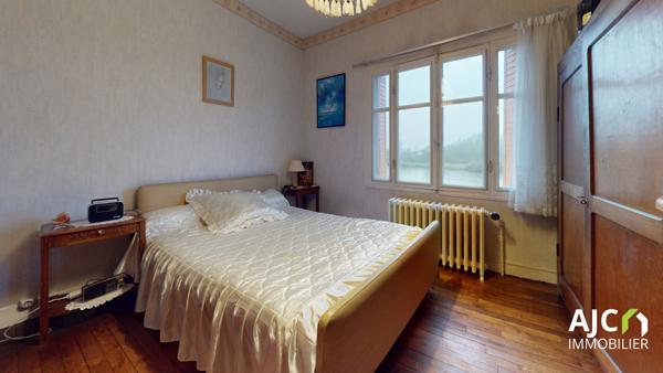 Savonnières (37510) Maison avec cour et jardin suspendu