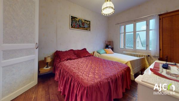 Savonnières (37510) Maison avec cour et jardin suspendu