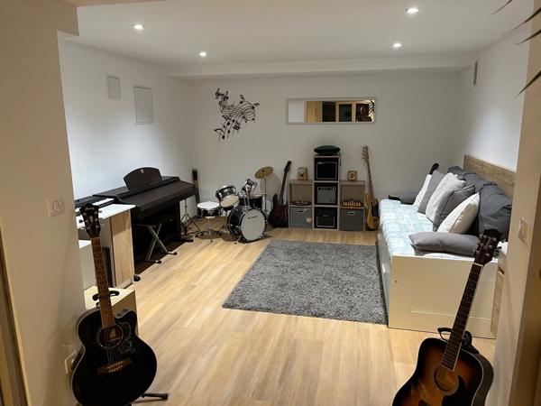 Maison 7 pièces 191 m²