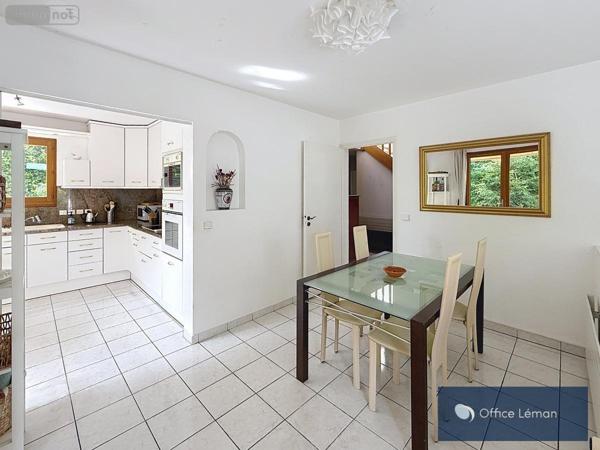 Maison à vendre à Prévessin-Moëns dans l'Ain (01280), ref : 01047-762