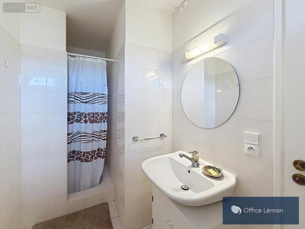 Maison à vendre à Prévessin-Moëns dans l'Ain (01280), ref : 01047-762