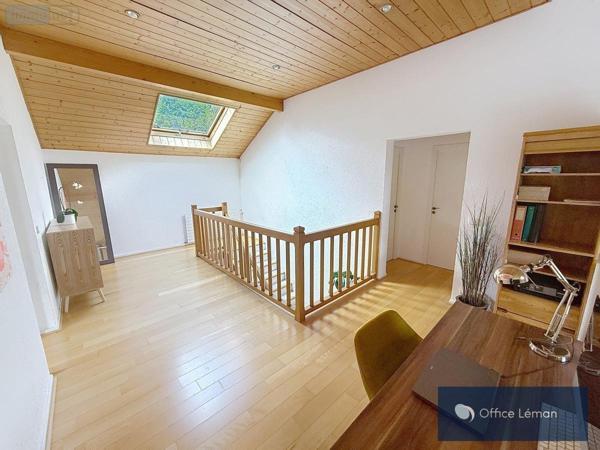 Maison à vendre à Prévessin-Moëns dans l'Ain (01280), ref : 01047-762