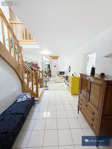 Maison à vendre à Prévessin-Moëns dans l'Ain (01280), ref : 01047-762