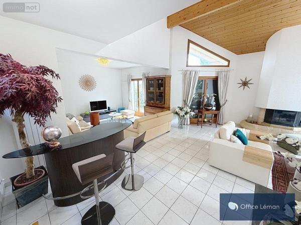 Maison à vendre à Prévessin-Moëns dans l'Ain (01280), ref : 01047-762