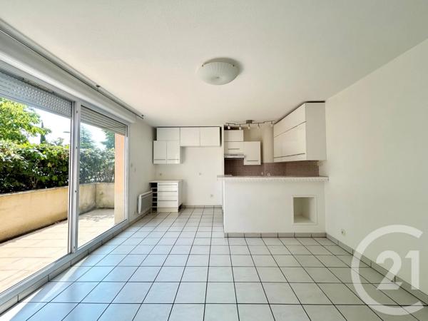 Appartement F2 à vendre  2 pièces - 41,25 m 2   CUGNAUX  - 31