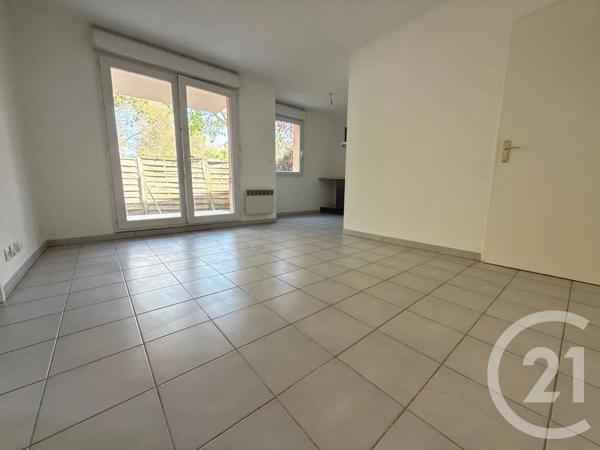 Appartement F2 à vendre  2 pièces - 41,25 m 2   CUGNAUX  - 31
