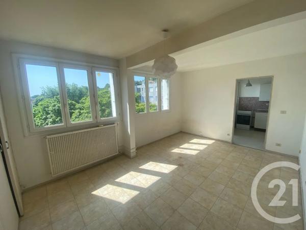 Appartement F2 à vendre  2 pièces - 41,25 m 2   CUGNAUX  - 31