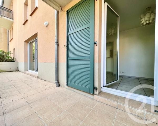 Appartement F2 à vendre  2 pièces - 41,25 m 2   CUGNAUX  - 31