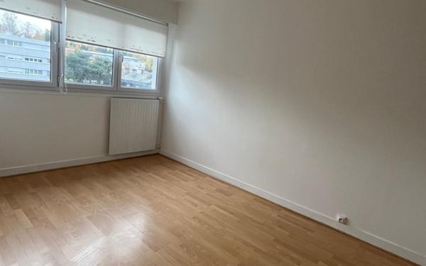 Appartement à louer    5 pièces • 88,49 m2 Palaiseau