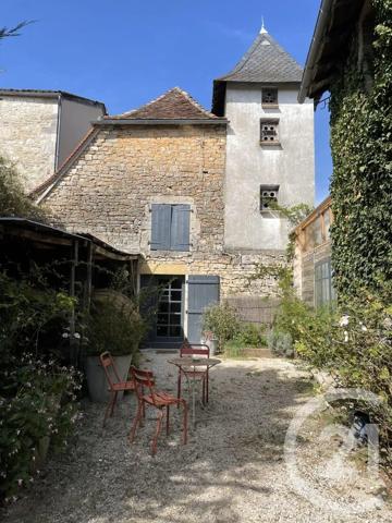 Maison à vendre  12 pièces - 407 m 2   GRAMAT  - 46