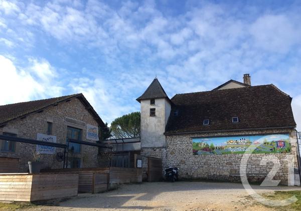 Maison à vendre  12 pièces - 407 m 2   GRAMAT  - 46