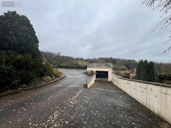 Maison à vendre à Gennes dans le Maine-et-Loire (49350), ref : 49107-1136