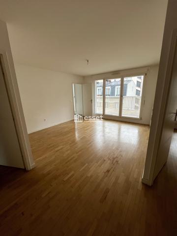 Location Appartement 4 pièces 72.3 m² - Paris 75014
