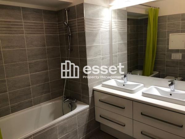 Location Appartement 4 pièces 72.3 m² - Paris 75014