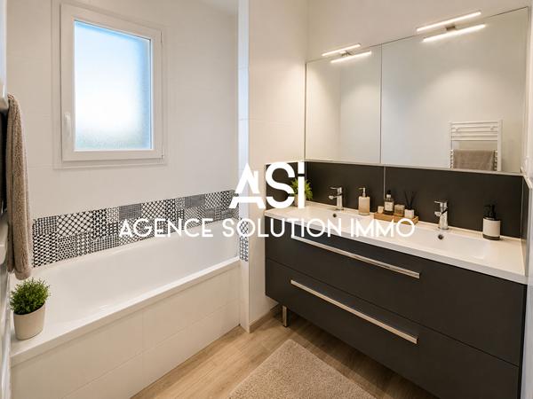 MAISON CONTEMPORAINE DE 2019 AVEC PERGOLA BIOCLIMATIQUE & CUISINE D'ÉTÉ ? UN VÉRITABLE COUP DE C?UR !
